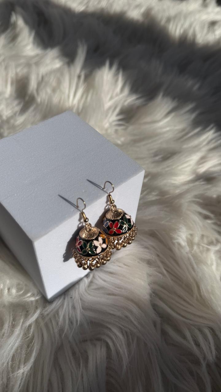 Maryam jhumki - Black