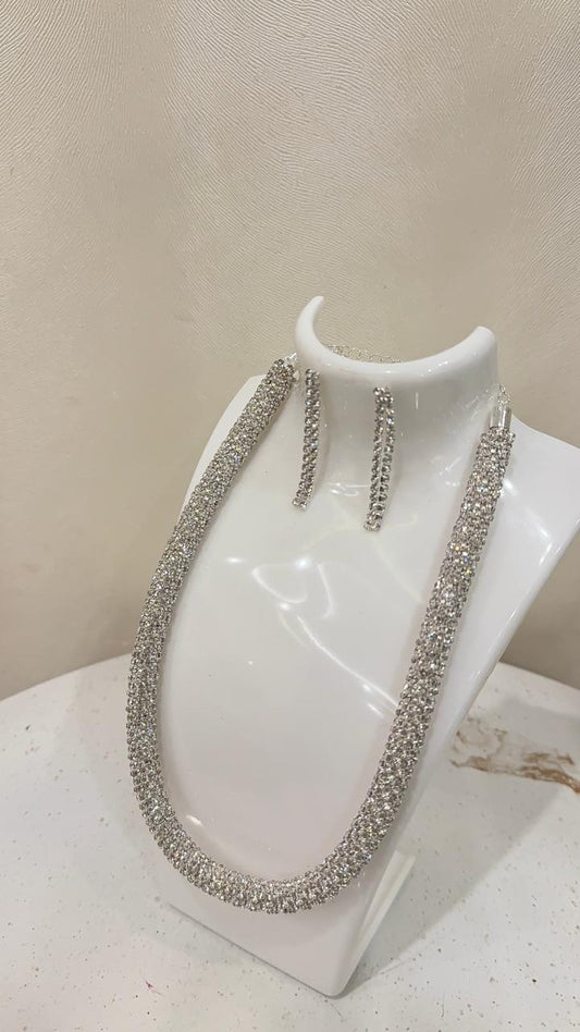 Glimmer neckpiece with earrings - Silver