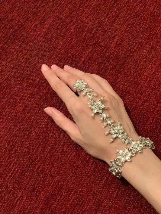 Hath Phool - Angla - silver and white