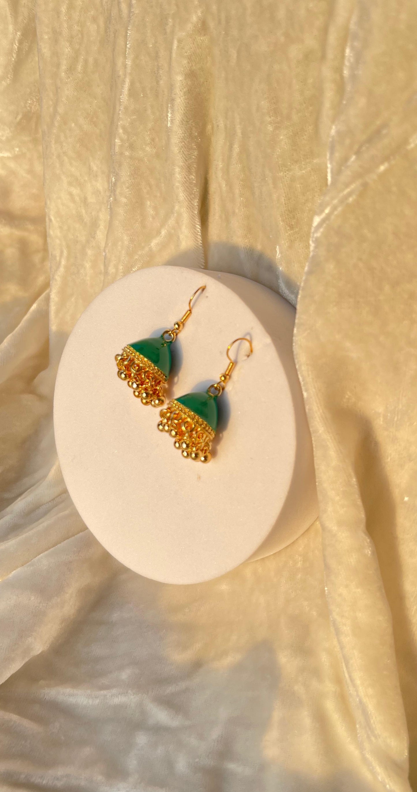 Aliza jhumki (green)