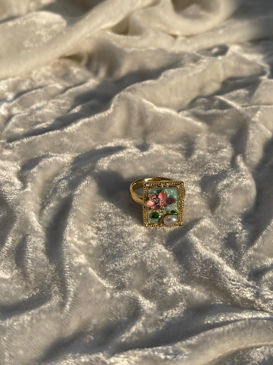 Enamel pearl ring (turquoise-flower bead)