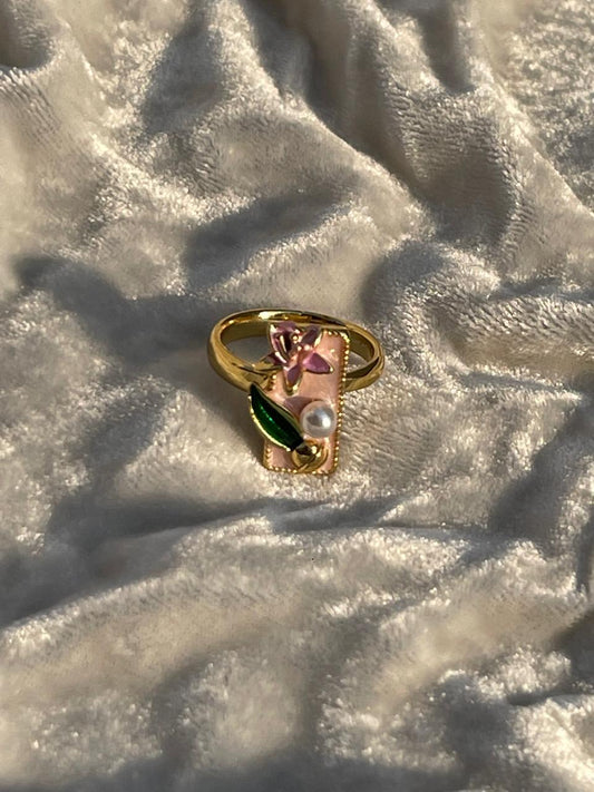 Enamel pearl ring (rectangle-beige)