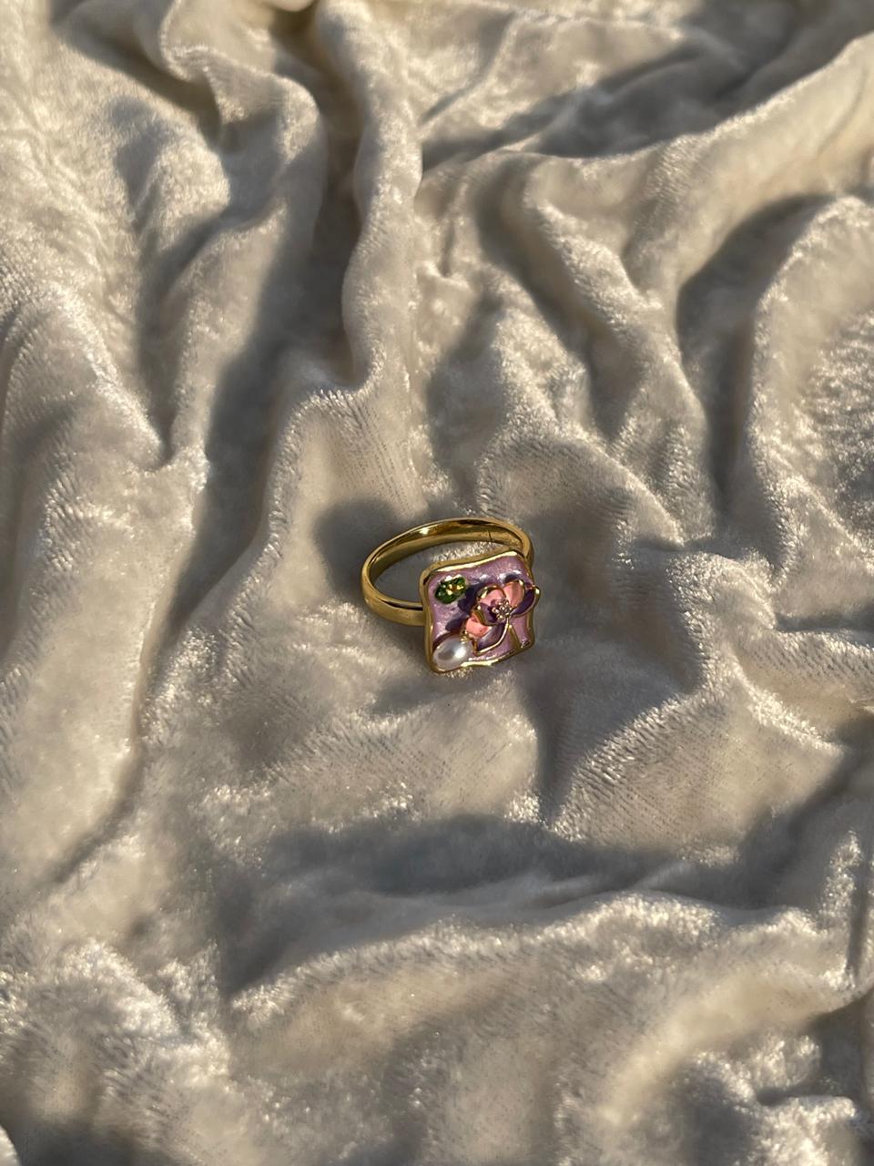 Enamel pearl ring (purple)