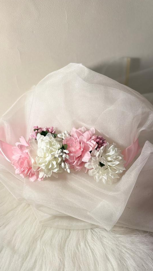 Corsages- white and pink-1 pc