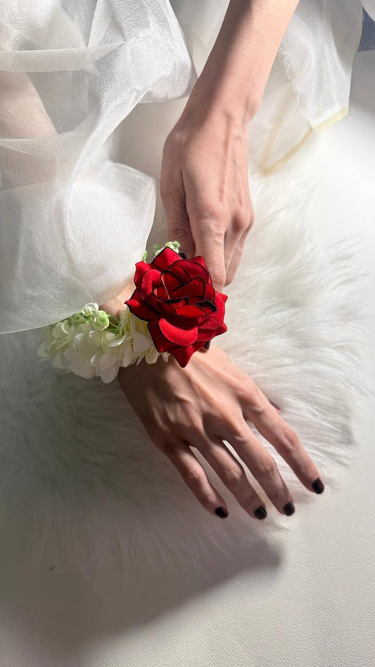 Gajra - Red Rose- pair