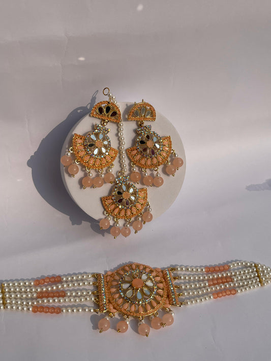 Aliza Choker set (Peach)