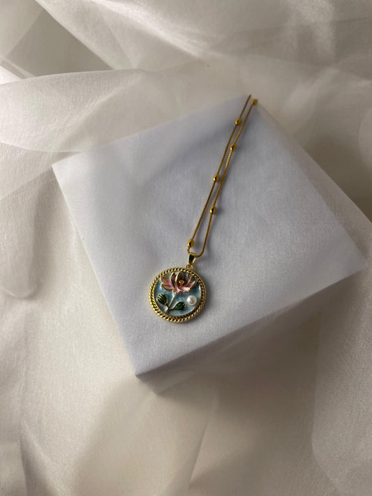 Enamel pearl necklace (Pearl Lily - Blue)