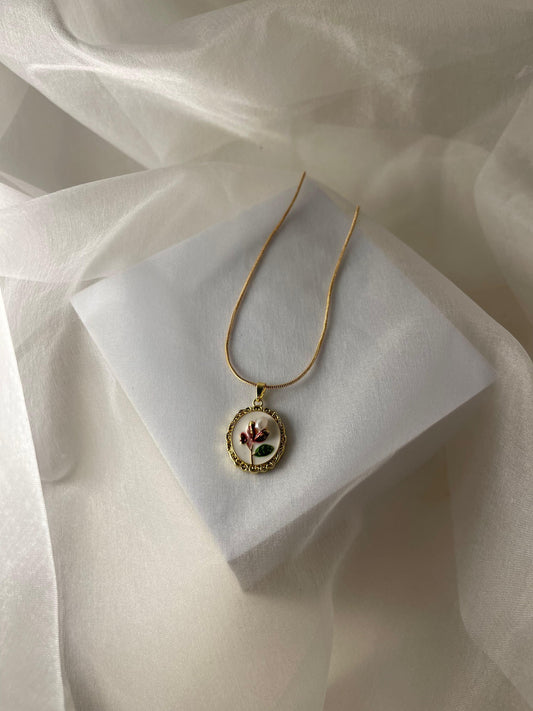 Enamel pearl necklace (Oval bead-White)