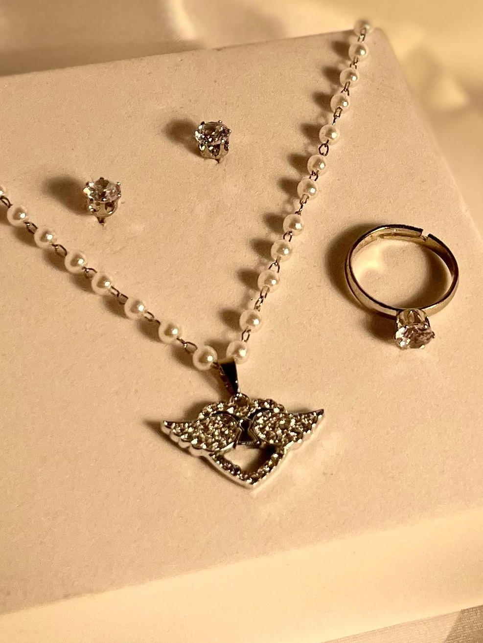 007-Elegant Pendant Set