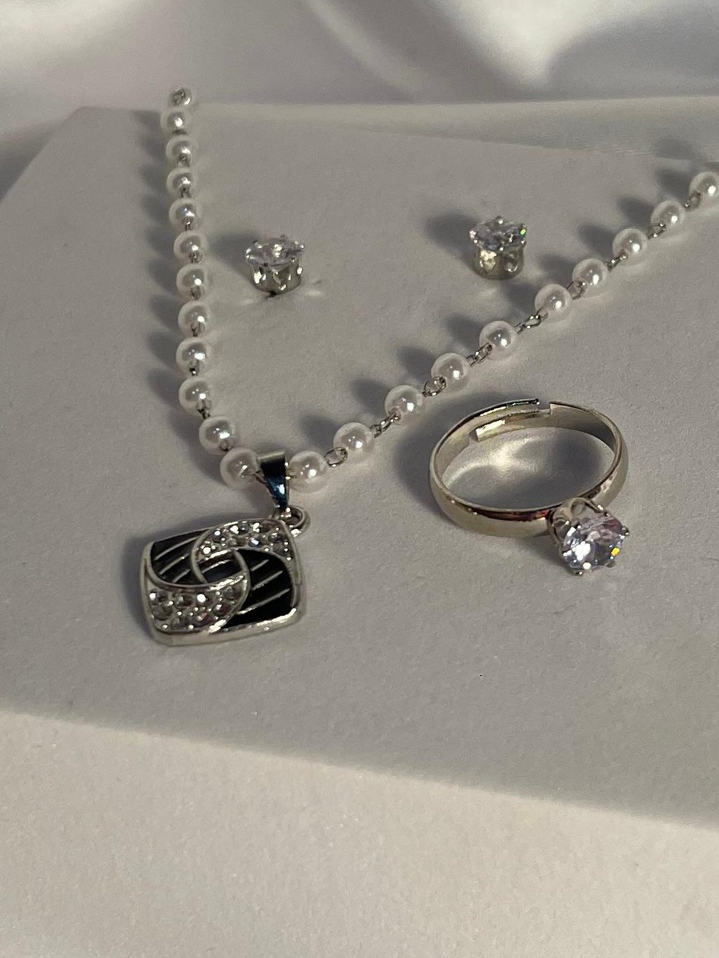 003-Everyday Grace Pendant Set