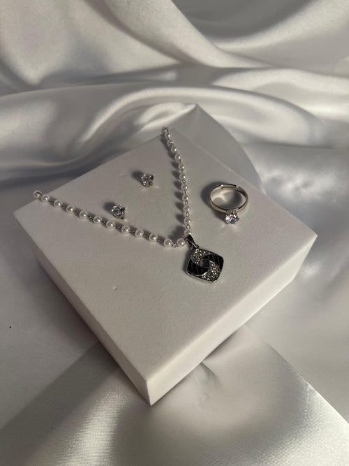 003-Everyday Grace Pendant Set