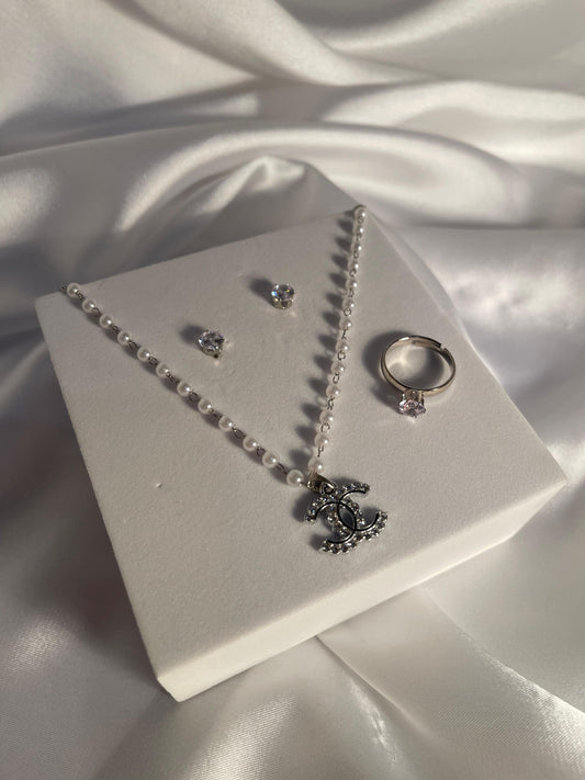 004-Everyday Grace Pendant Set