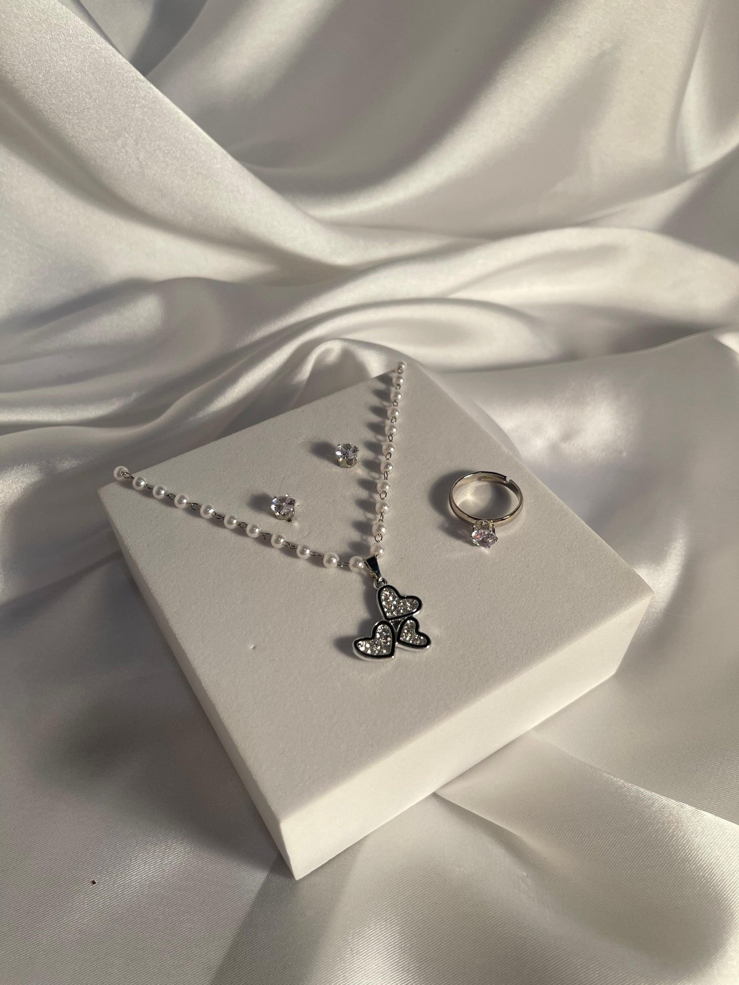 007-Everyday Grace Pendant Set