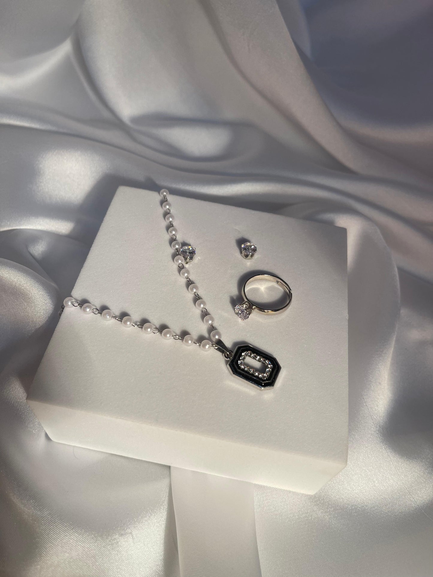 0011-Everyday Grace Pendant Set