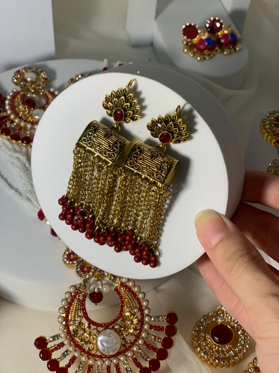 Warq Jhumkay - Gold Maroon