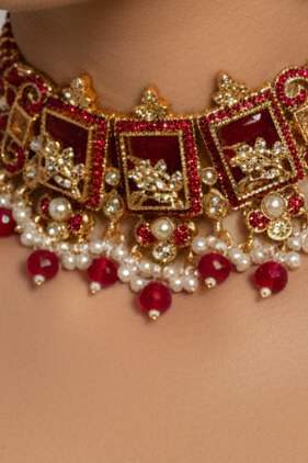 Teen Chakoor Choker Set (Maroon and gold)