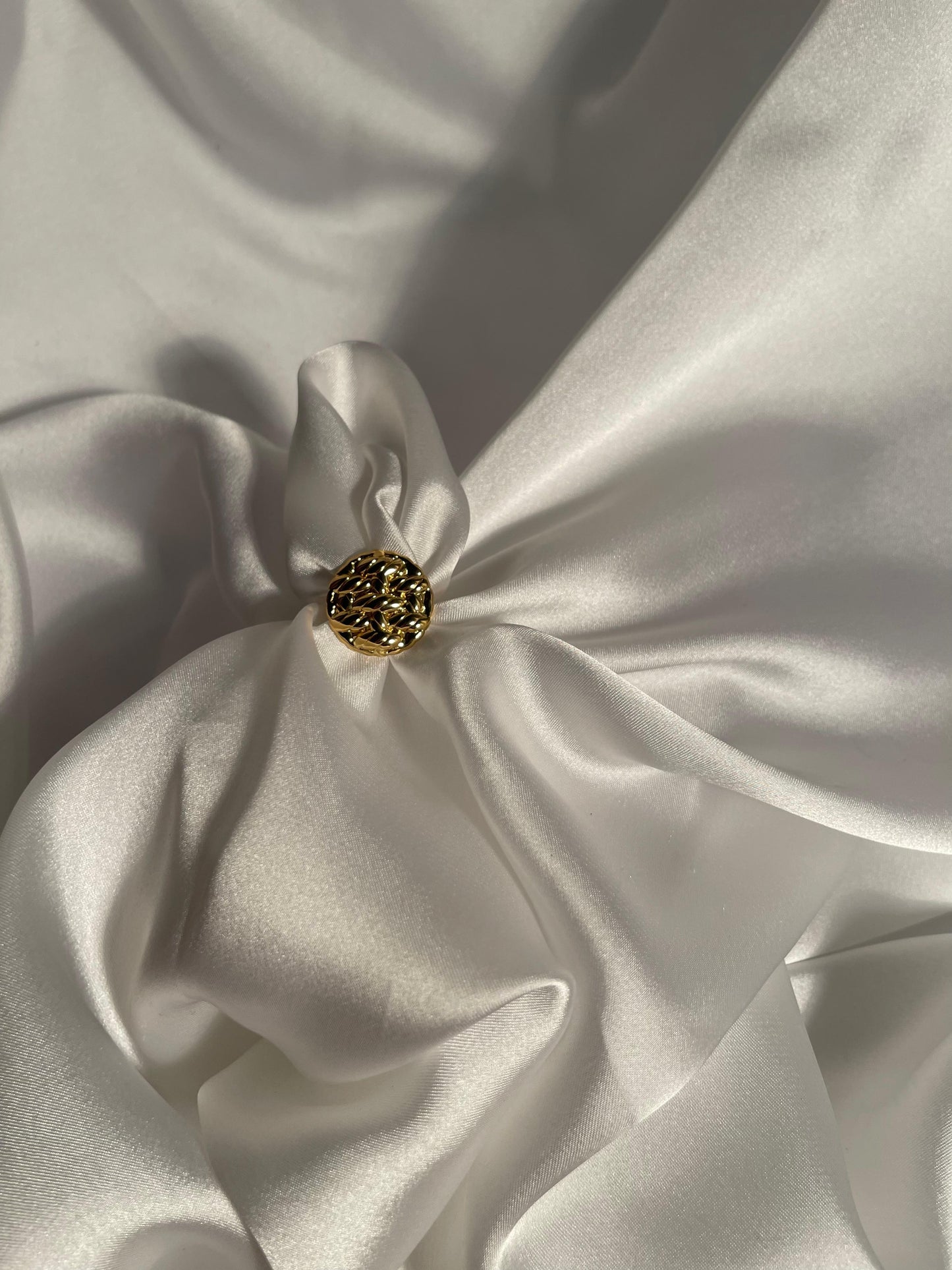 Gold Ring (The Sunburst Band)