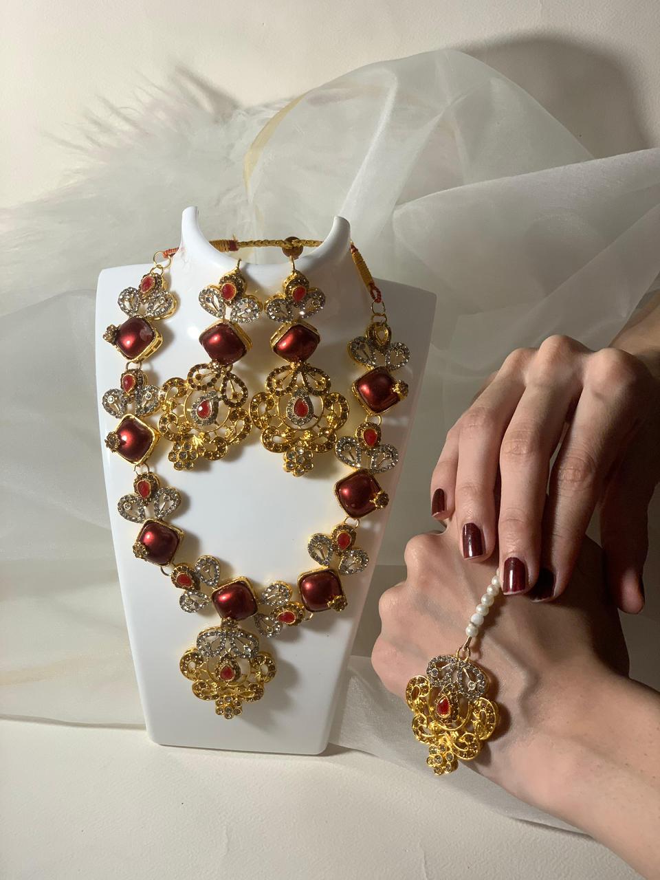 Aneela set - Maroon