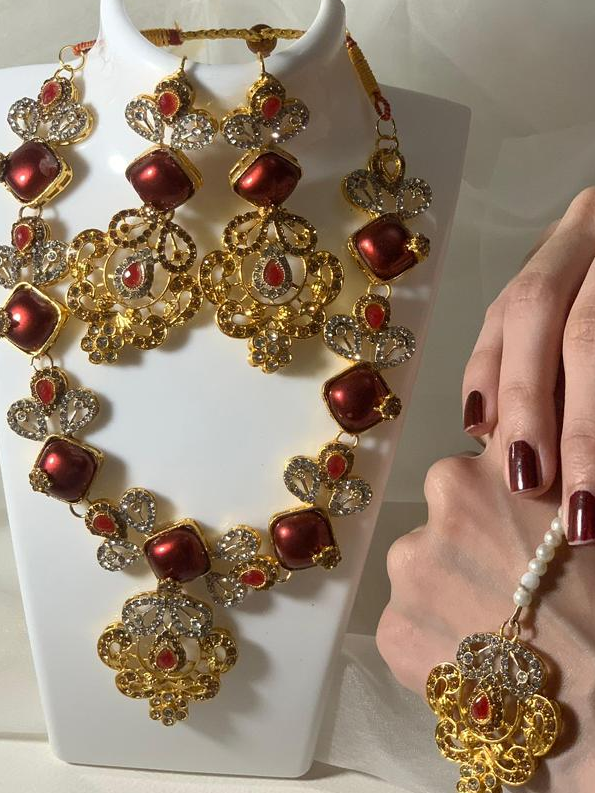 Aneela set - Maroon
