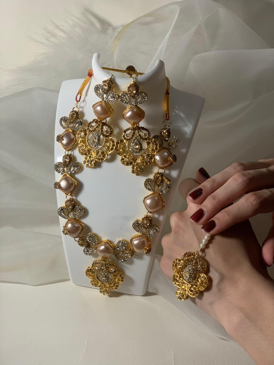 Aneela set - Gold peach