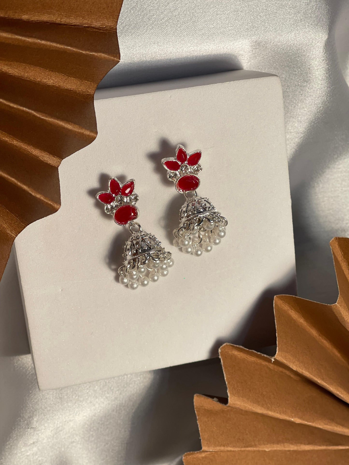 Sarah Teen Pati Jhumki Motiya- maroon