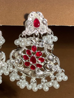 Mehwish chandi Safaid Motiya-maroon