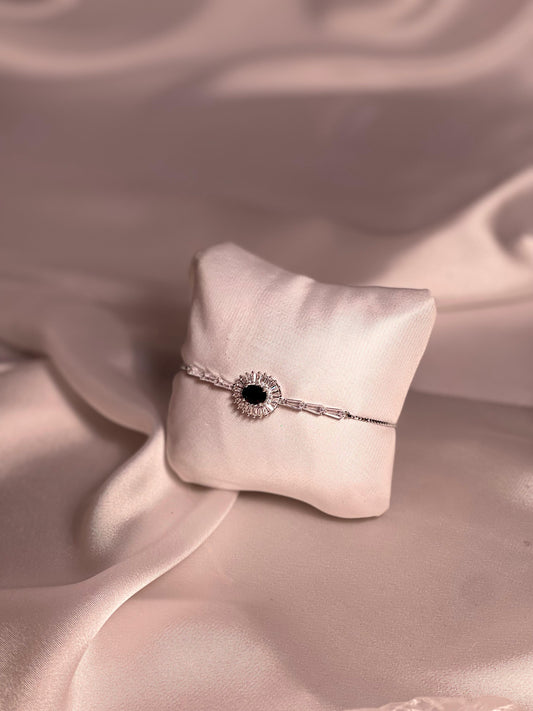 Phool bracelet silver-black gem(oval)