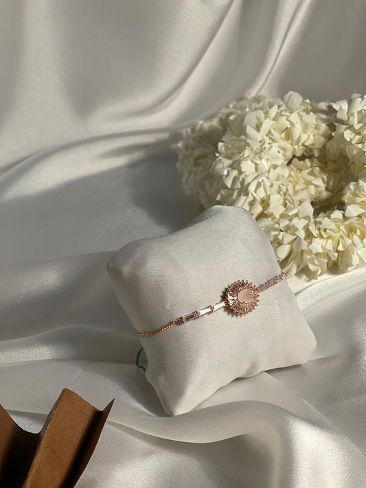 Phool bracelet gold - pink gem (oval)