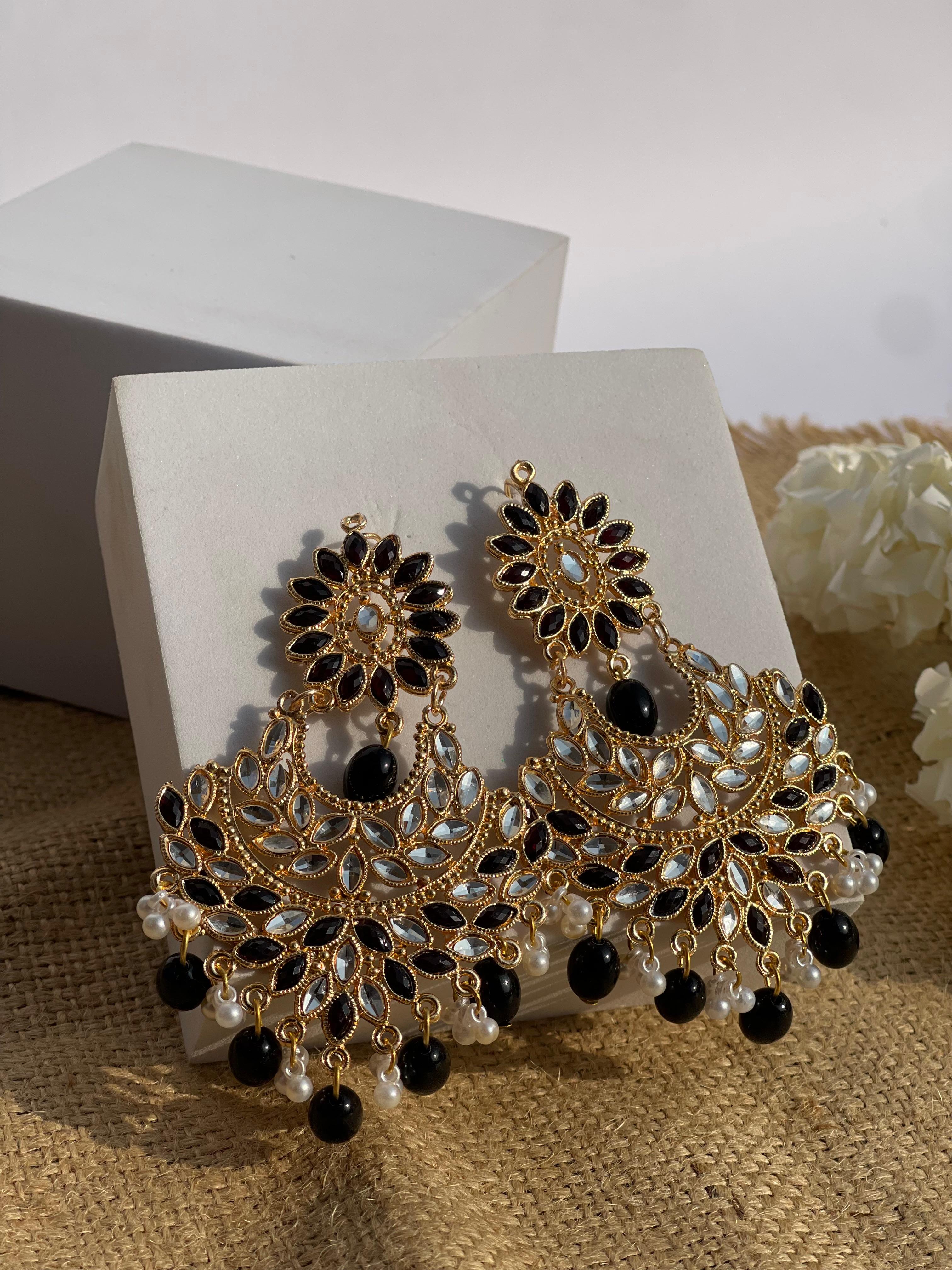 Suraj Mukhi Kundan (Gold And Black)