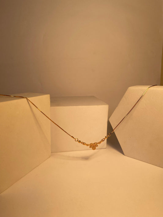 Gold Chain Locket (Tiny Bloom)