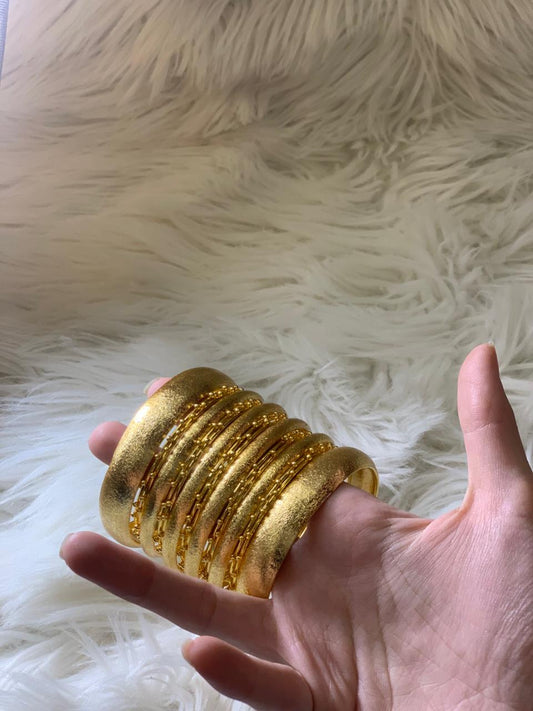 Meerub ali Bangles with dotted bangles-GOLD