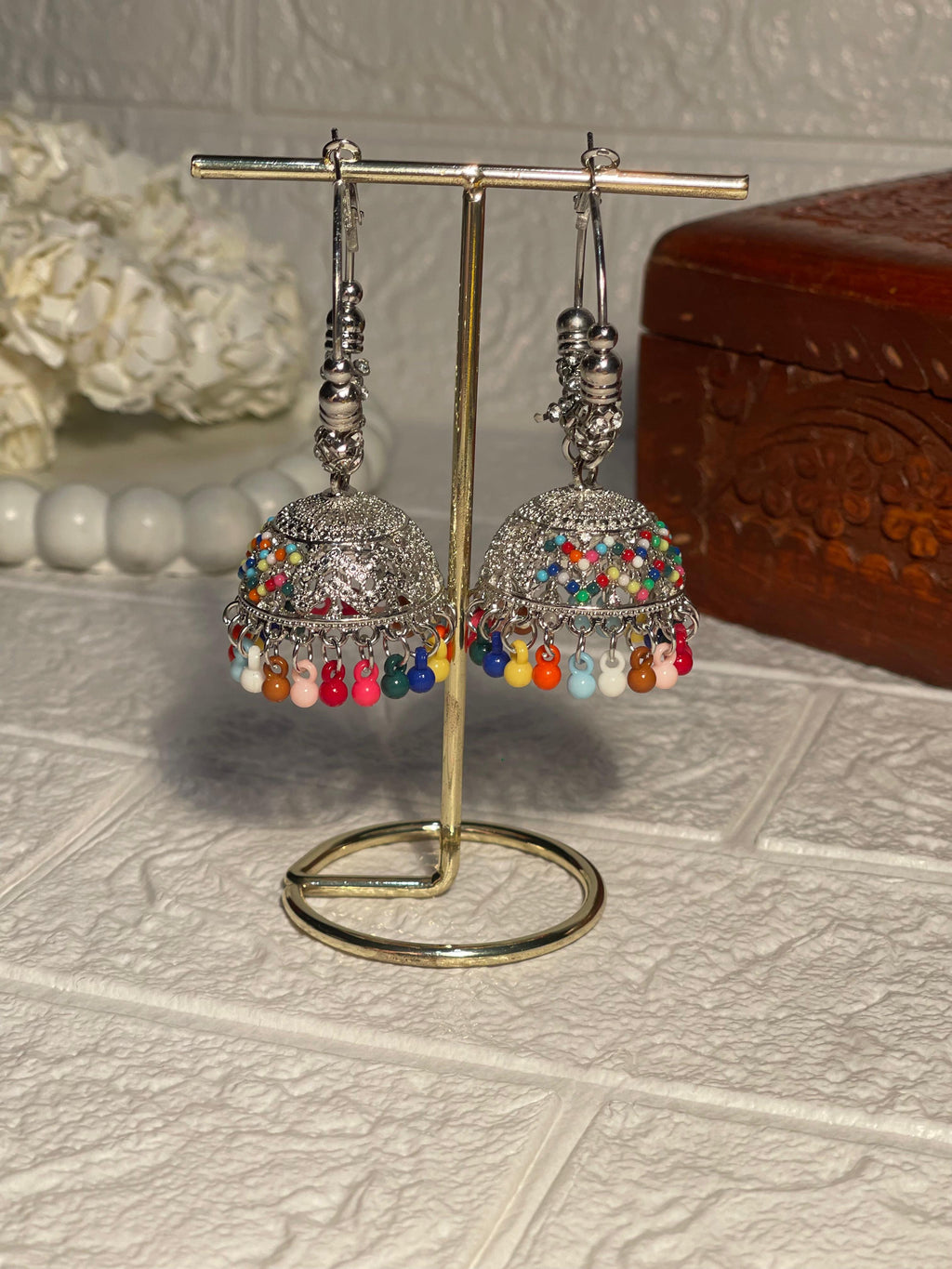 Bano bali- silver and multi dotted