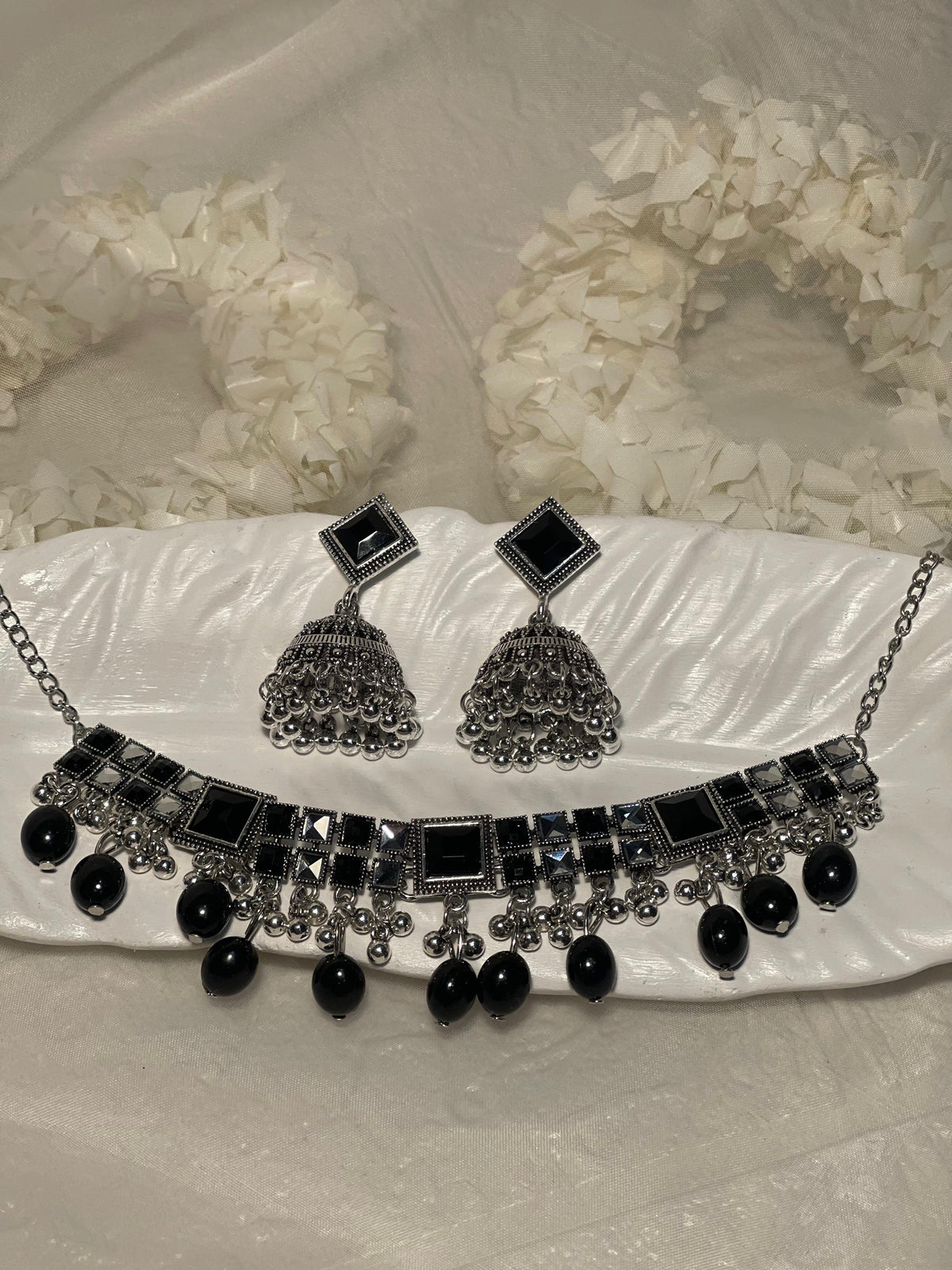 Chakoor Set-black(Gulbano Collection)