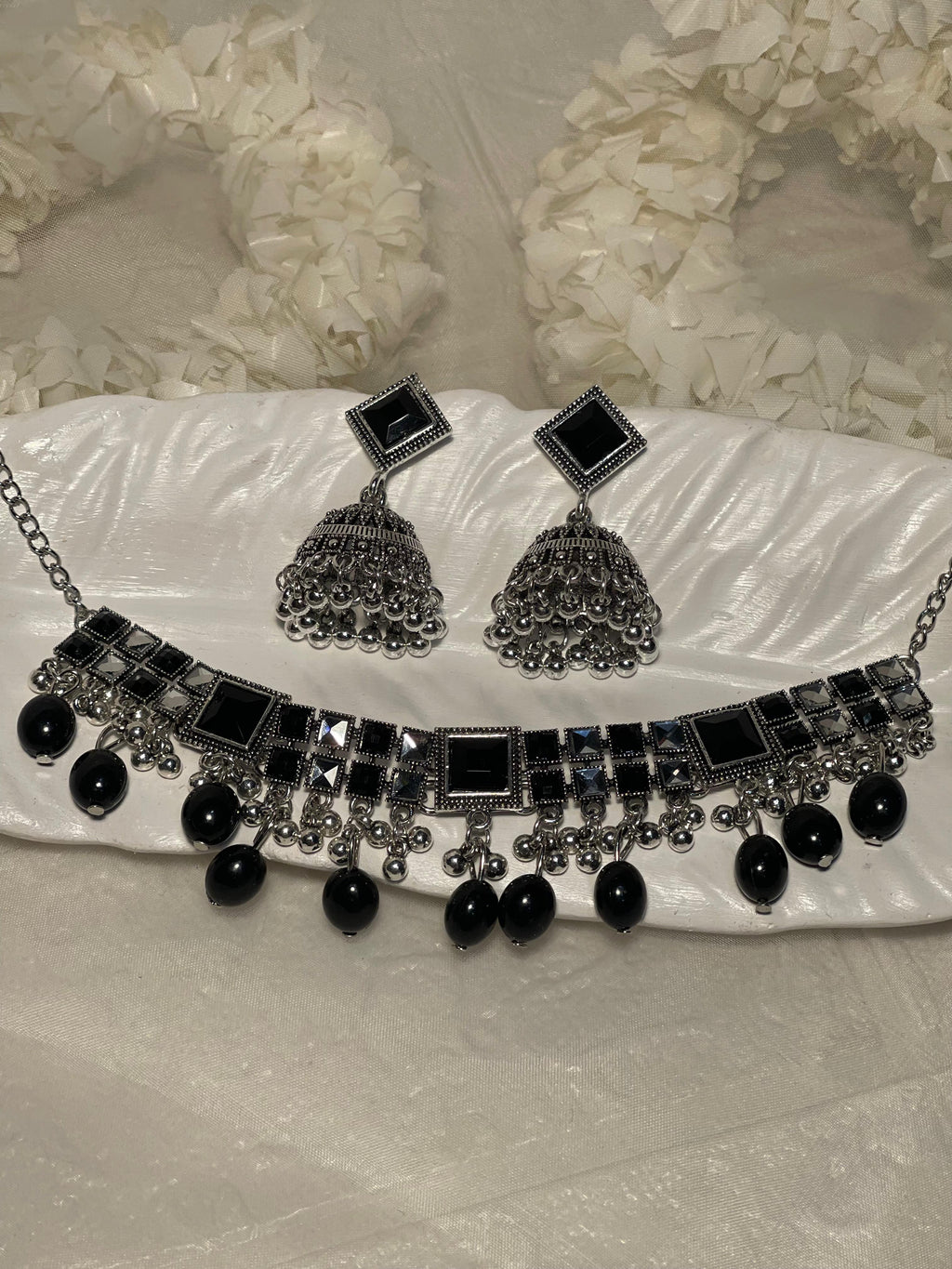 Chakoor Set-black(Gulbano Collection)