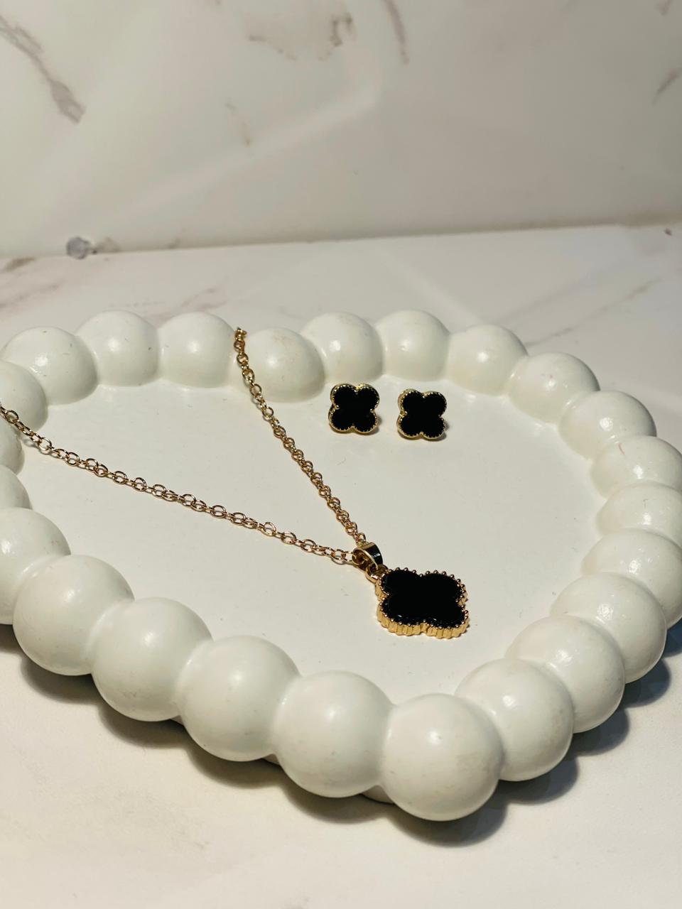 Van Cleef & Arpels Set