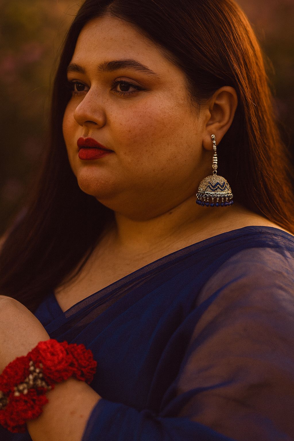 Bano bali-Silver and blue zigzag