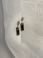 Rectangle half floral earrings gold- (Baharbano)