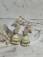one stone matt jhumki beige (Mahbano)