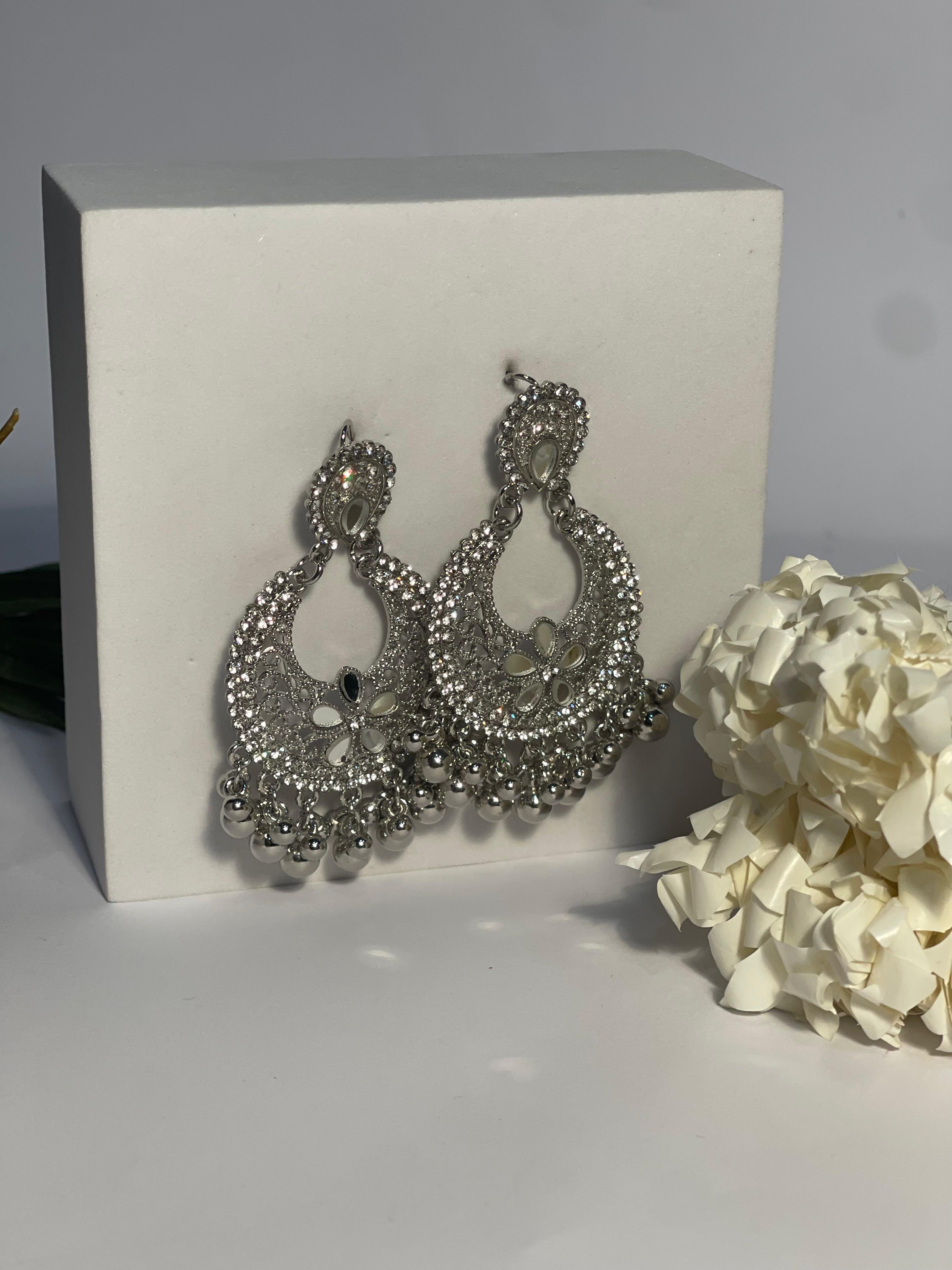 Ghungroo earrings silver(Mahbano)