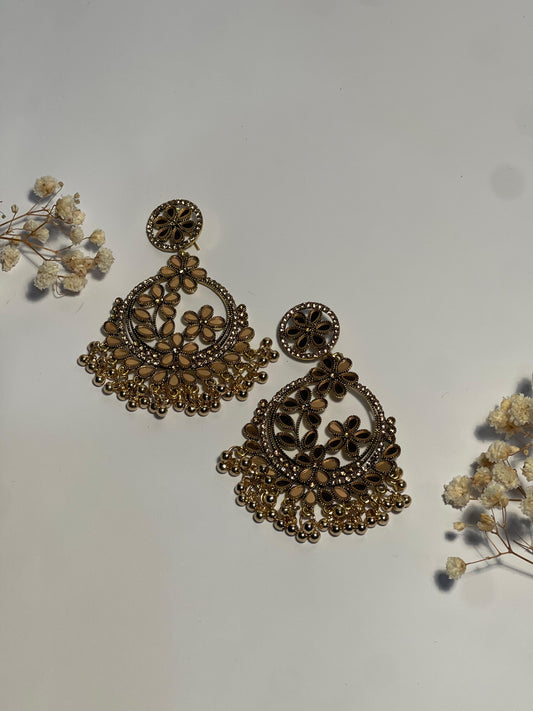 Phool Earring dull gold(Mahbano)