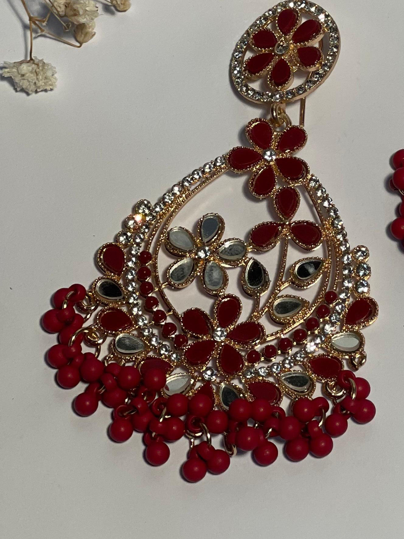 Phool Earring maroon and gold(Mahbano)