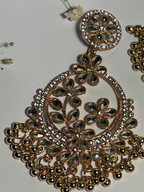 Phool Earring gold and clear(Mahbano)