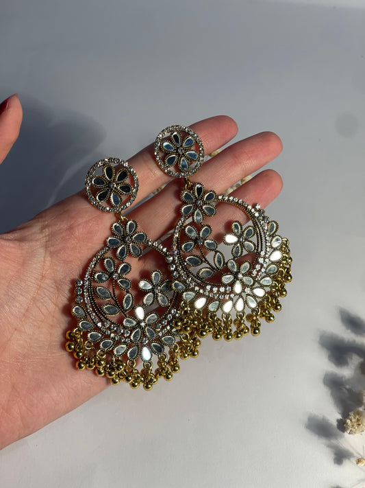 Phool Earring antique and sheesha (Mahbano)