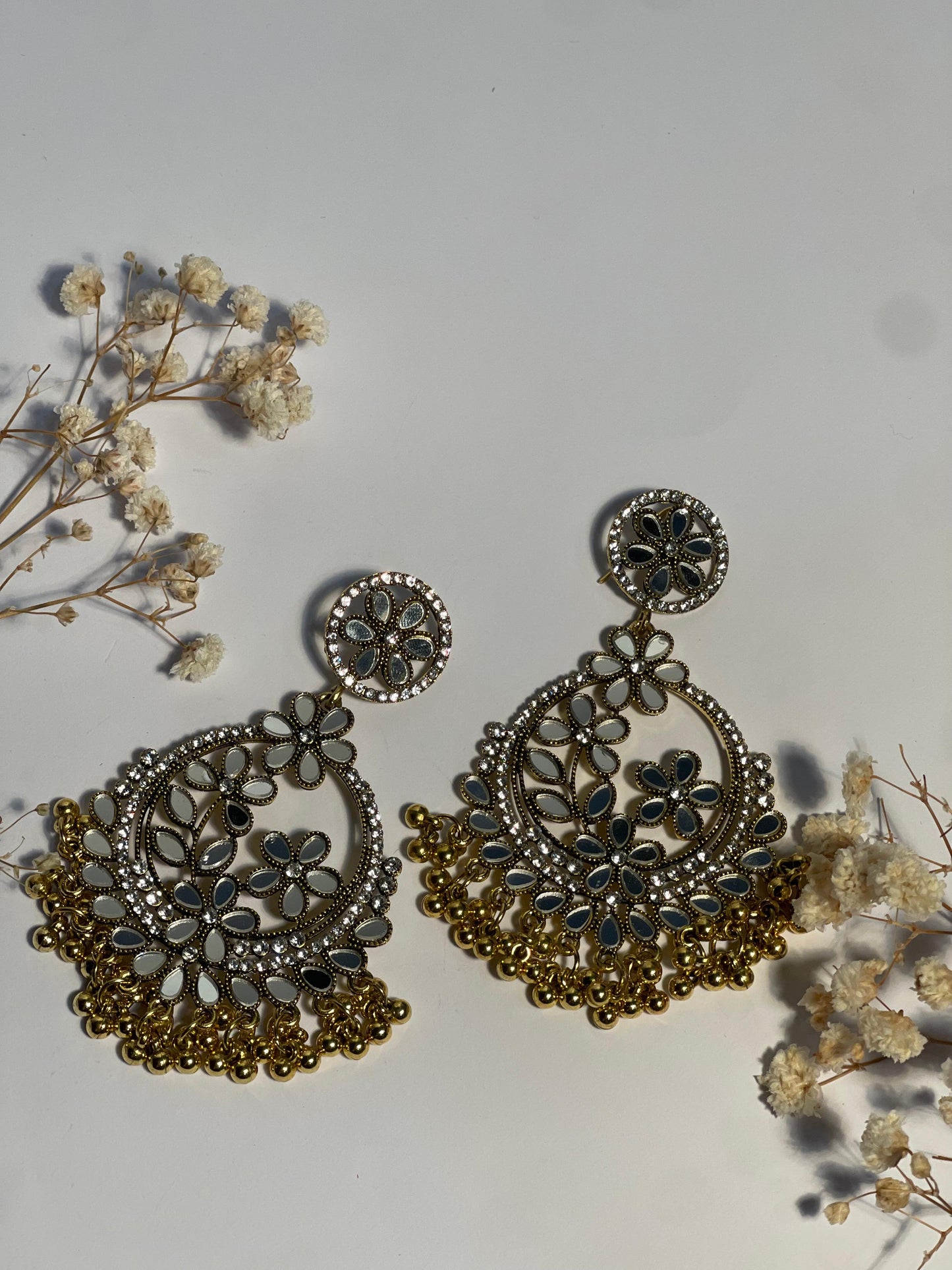 Phool Earring antique and sheesha (Mahbano)
