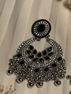Nageen Earrings silver black(Mahbano)