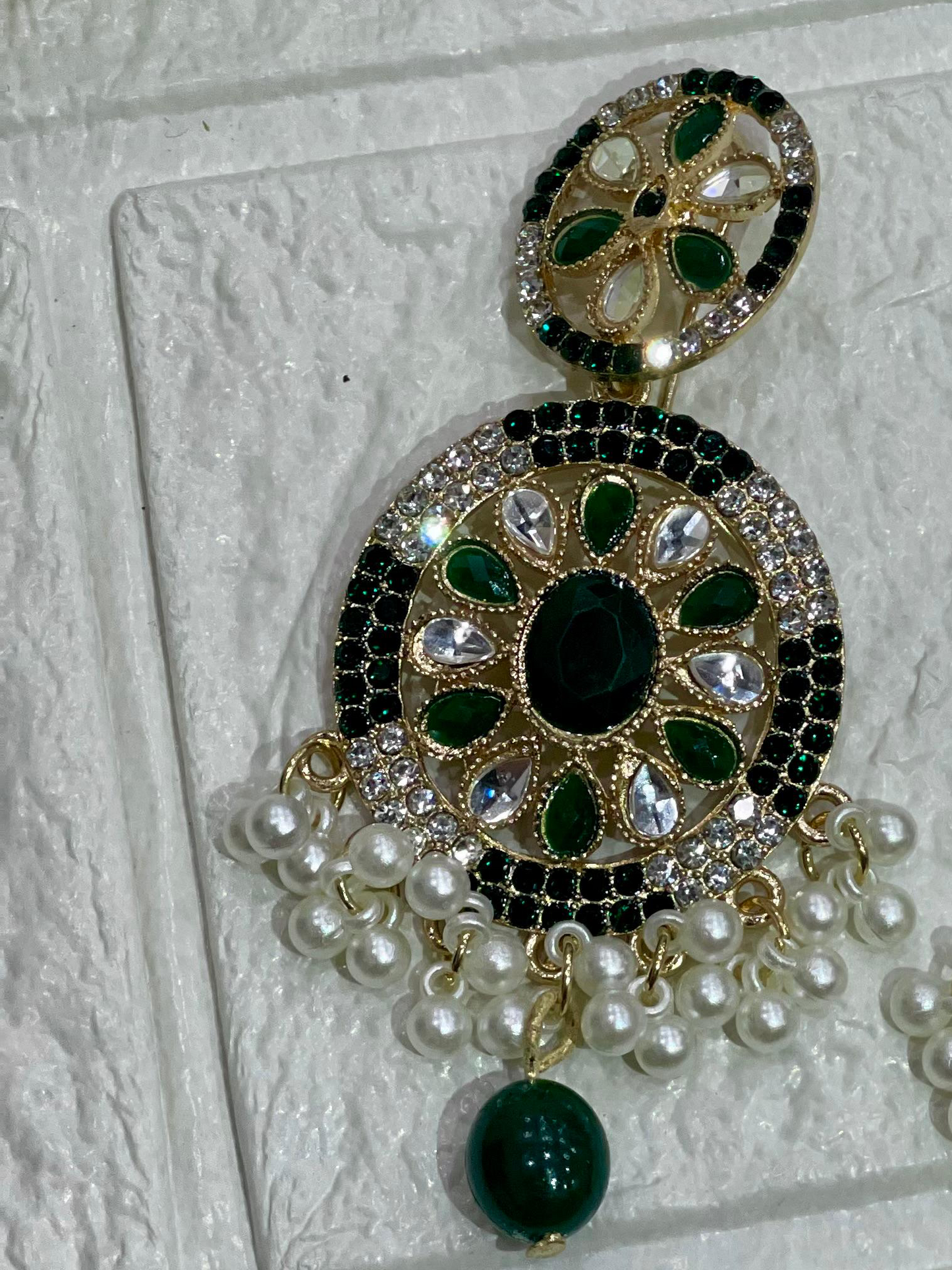 Fatima earring green and white (Sheharbano)