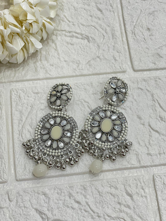 Fatima earring silver and grey(Sheharbano)