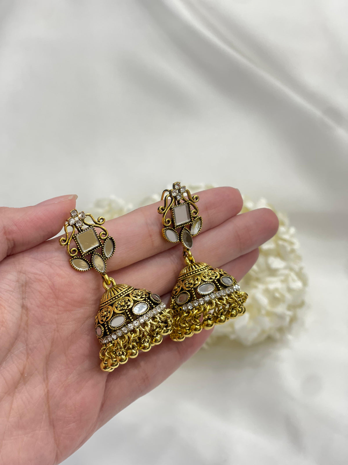 Misbah antique gold(Sheharbano)