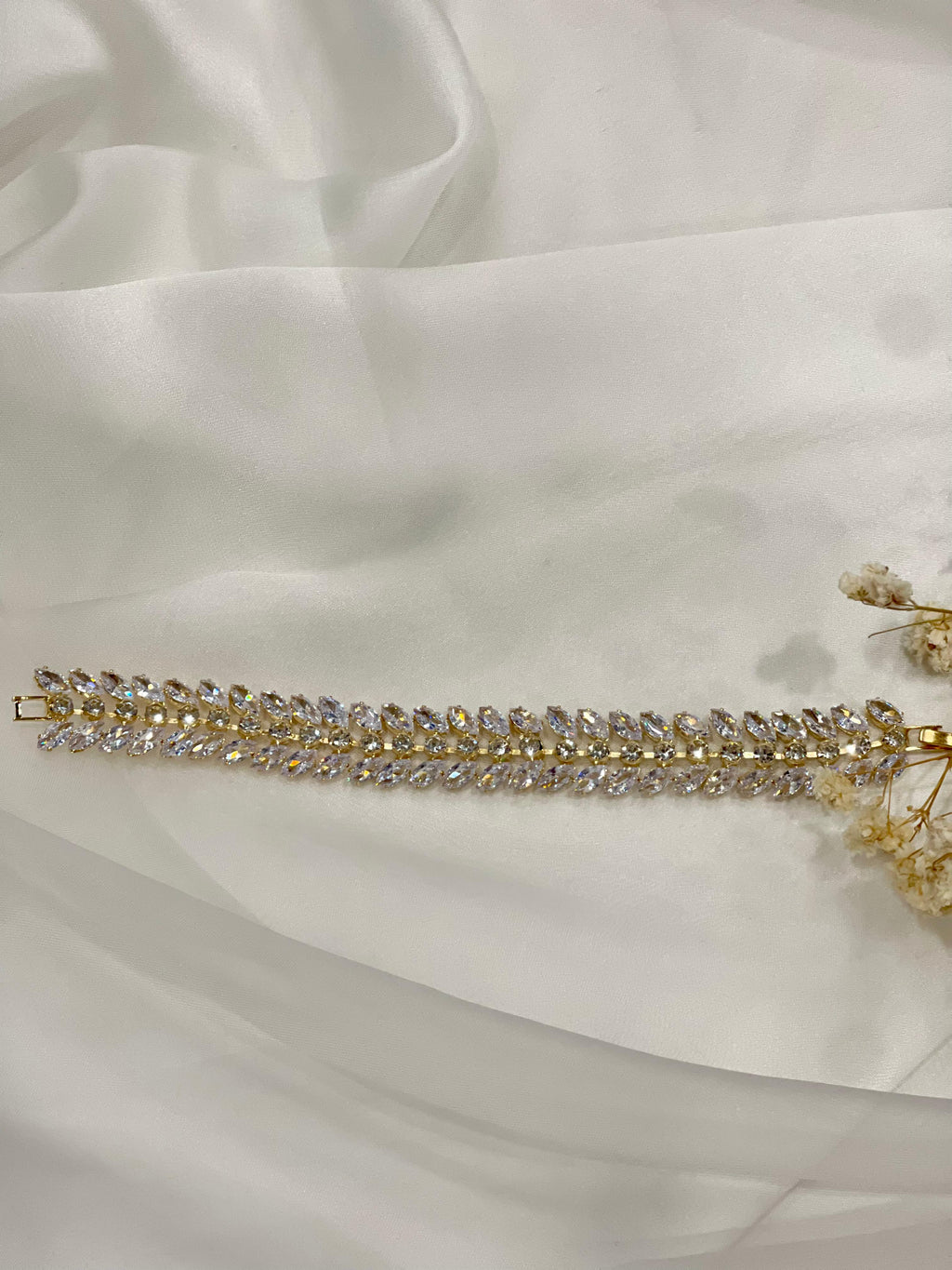 Double Boti Bracelet clear(Sheharbano)