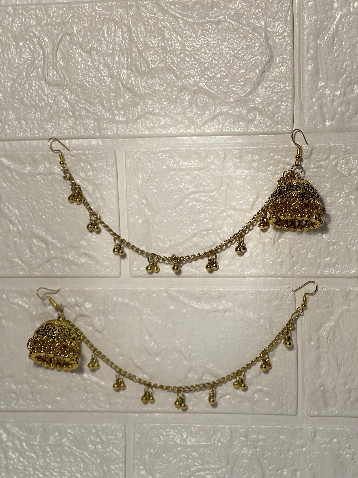 Aik Lari saharay gold (Zartabbano)
